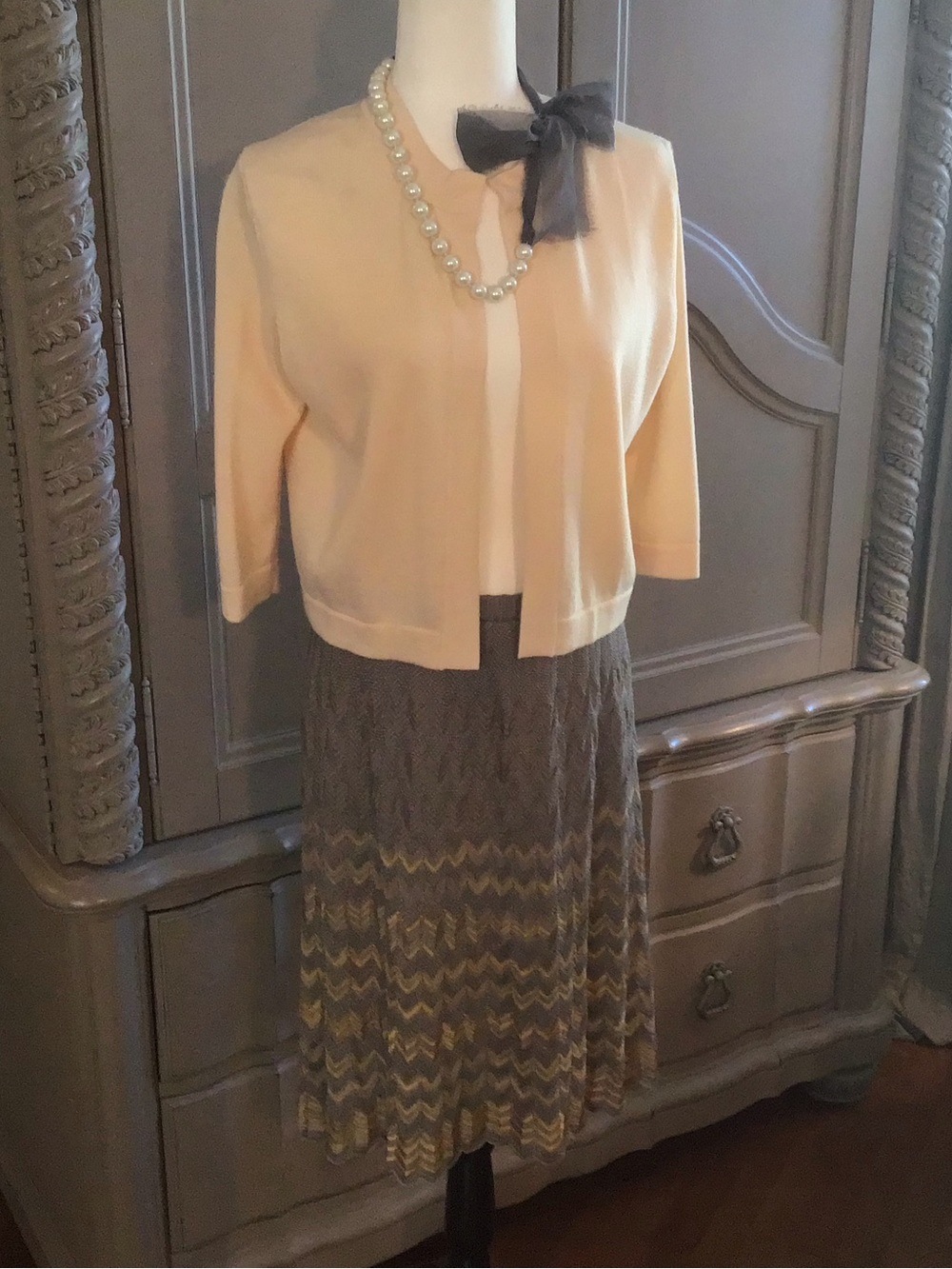 Ports 1961 Pale Yellow Cropped Cardigan with Silk Lining